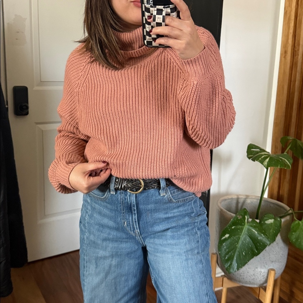 LULUS High Low‎ Knit Boho Turtleneck Sweater. XS-S